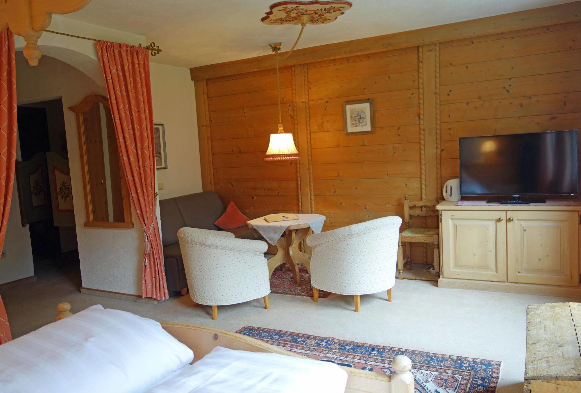 Alkira Aparthotel Sankt Anton am Arlberg Exterior photo