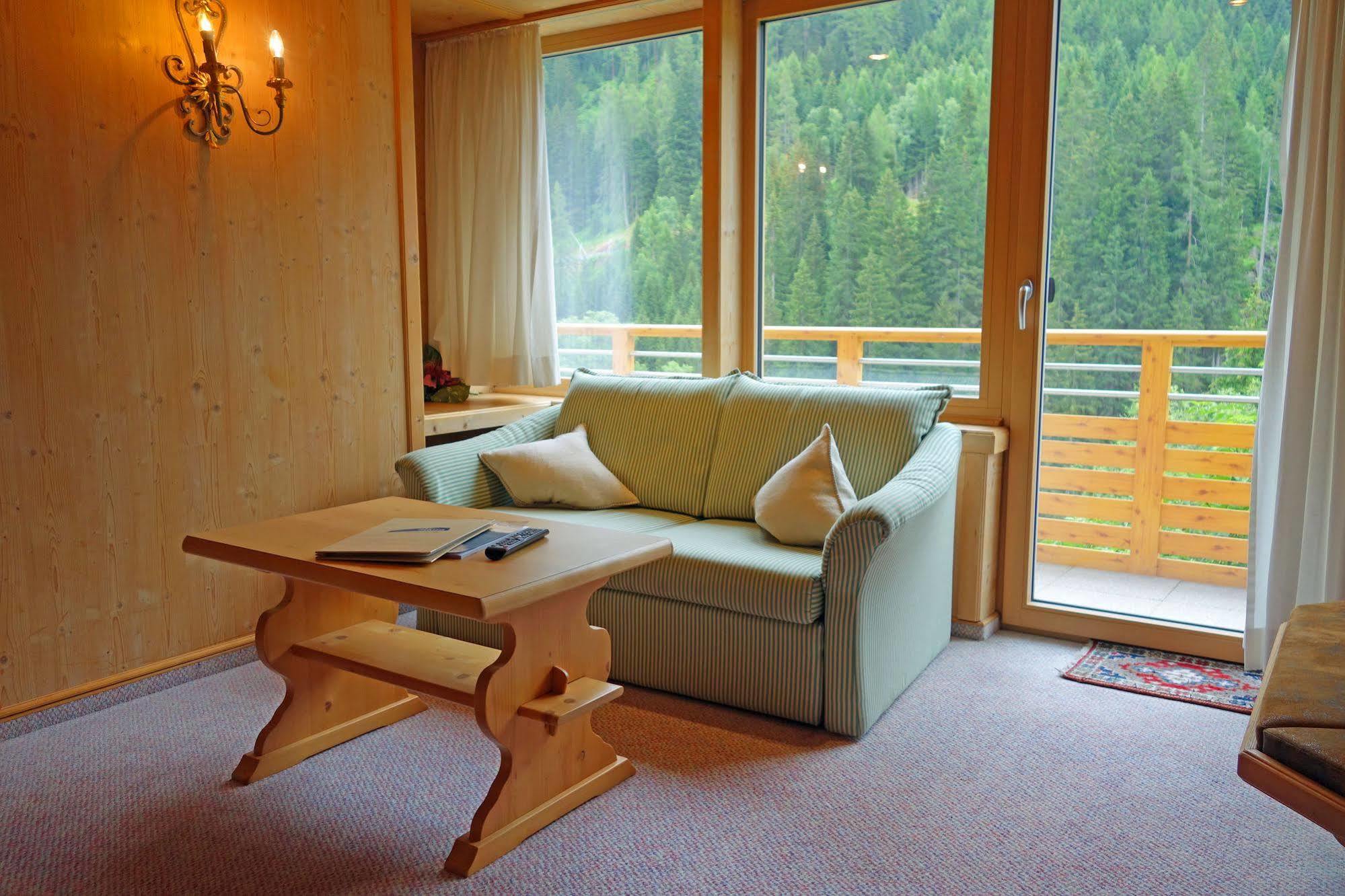 Alkira Aparthotel Sankt Anton am Arlberg Exterior photo