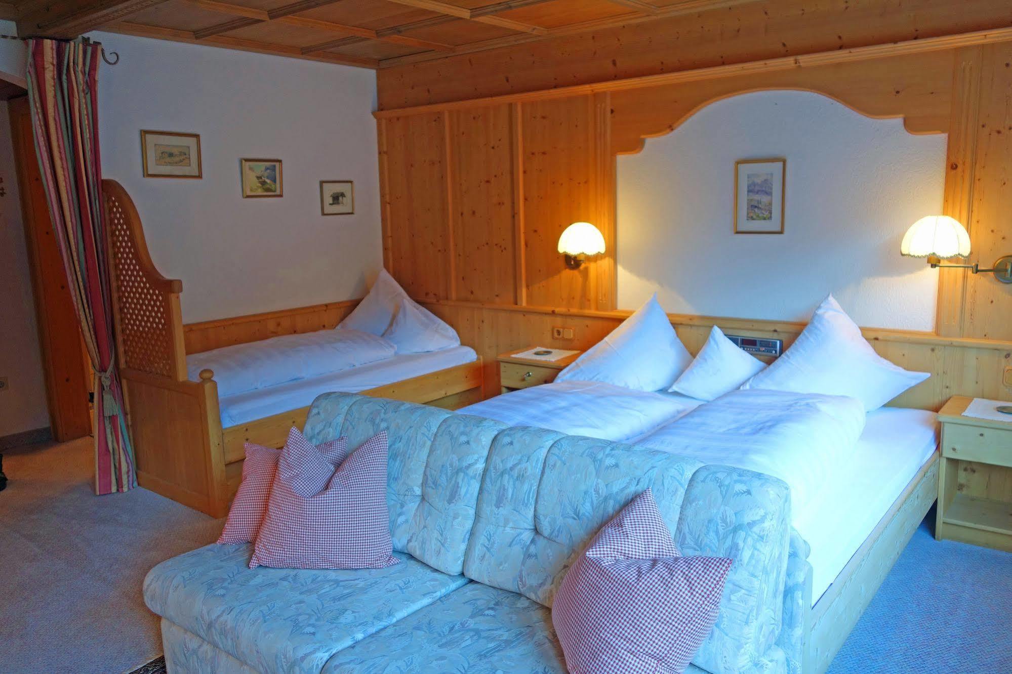 Alkira Aparthotel Sankt Anton am Arlberg Exterior photo